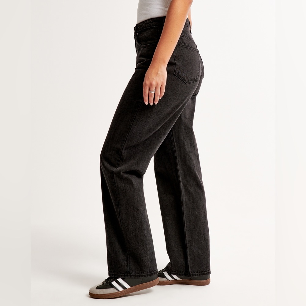 Abercrombie and fitch Curve love high rise loose jeans